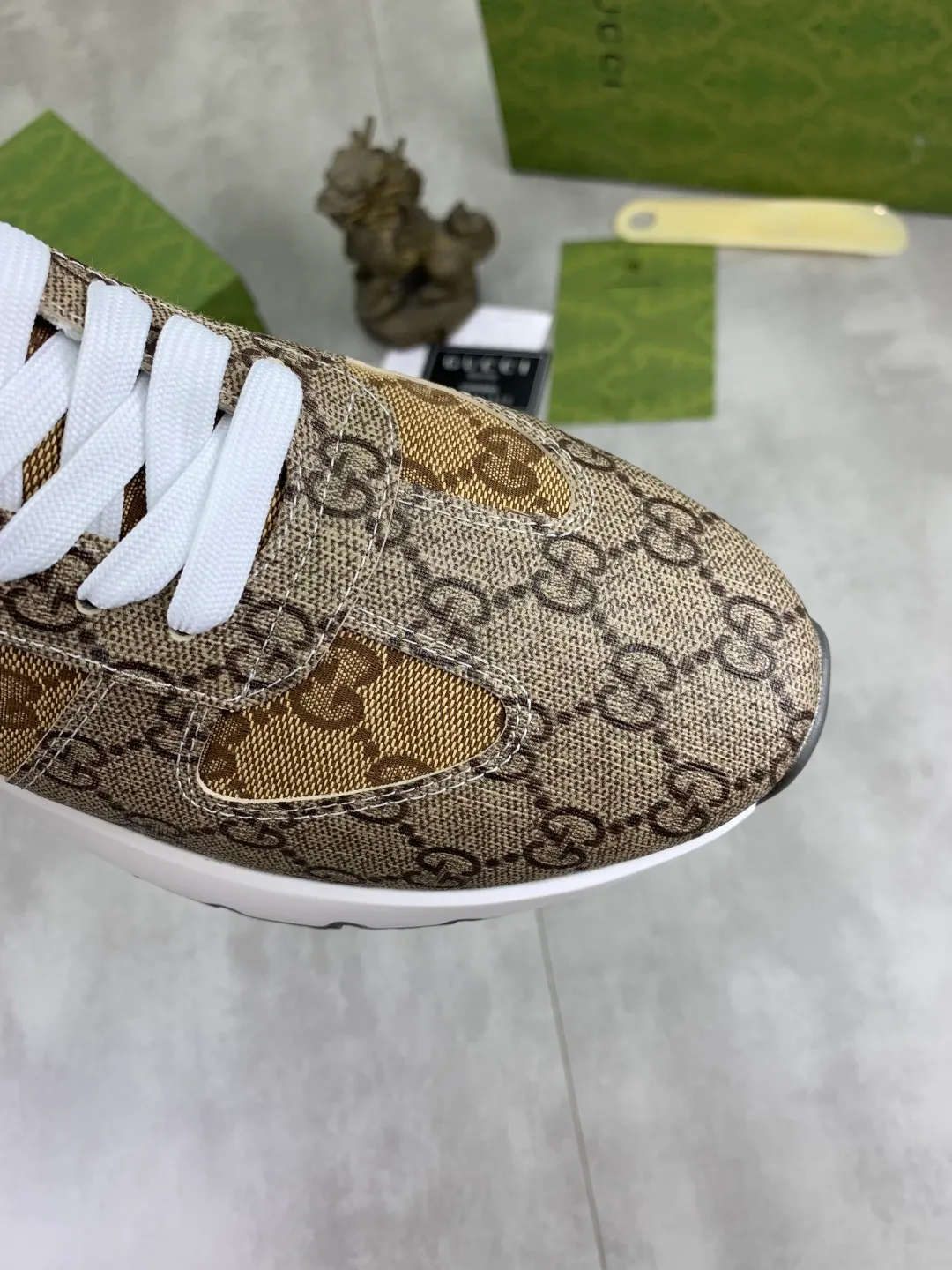 Men's shoes 💰P440💰[New model]🆘 The latest model from Gucci GUCCI official website🎁Classic casual and fashionable men's shoes👟Best model💥The version is simple and elegant, exclusive for trendy men. Unique official website latest brand elements👑Gucci original decoration, fashionable and generous, original soft calfskin fabric➕Comfortable soft first-layer pigskin lining ✅The official website specifies the wear-resistant casual outsole, the classic model is taken in real life🎬Color: 3️⃣colors available😍Number: 38-44